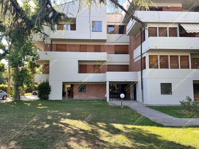 CAMERA MATRIMONIALE ACCANTO AL POLICLINICO DI MODENA