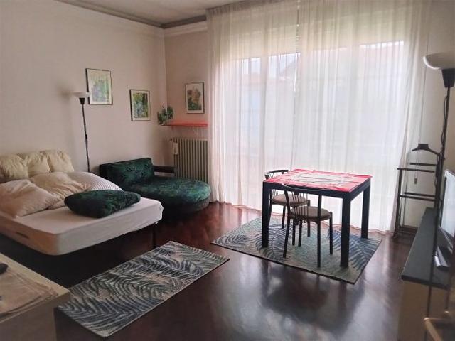 Camera singola a Ravenna per donne, lavoratrici