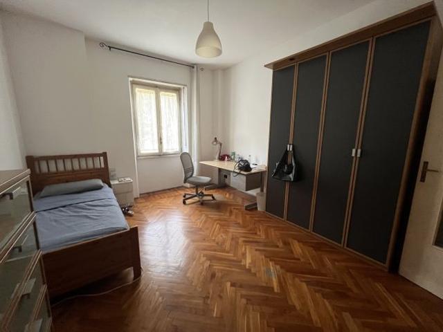 Camera singola a studenti da agosto