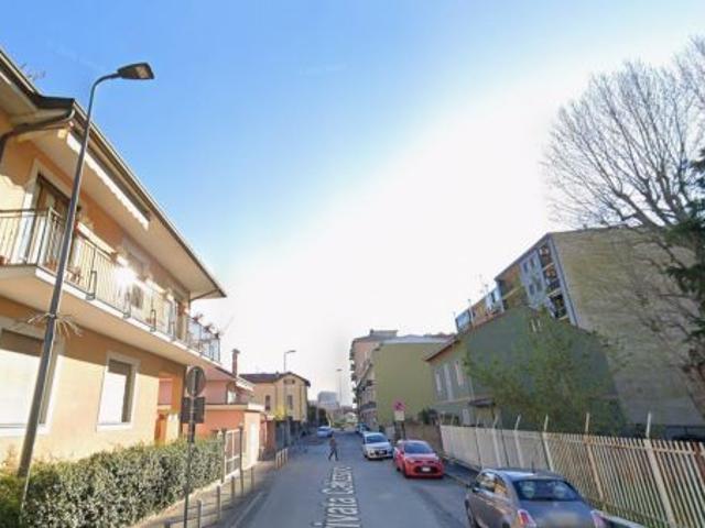 Camera singola Comasina M3 libera subito