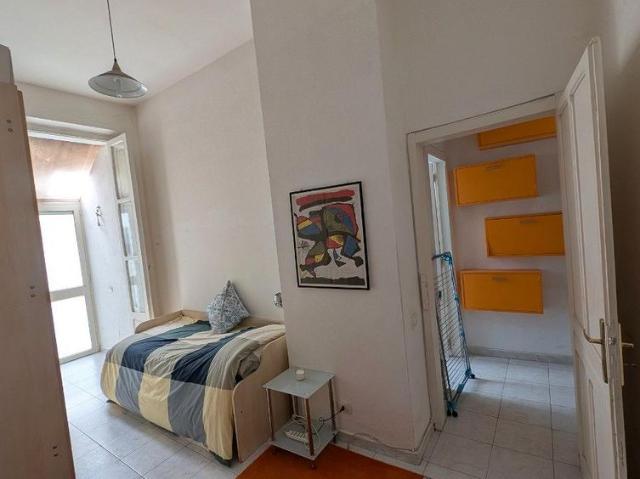 Camera singola con bagno privato centro Cagliari