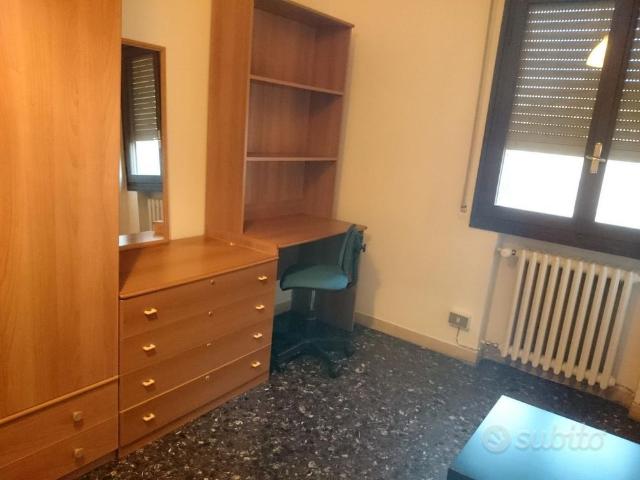 Camera singola con letto alla francese