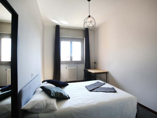 Camera Singola in via Via Benjamin Constant, 2, 20153 Milano, IT