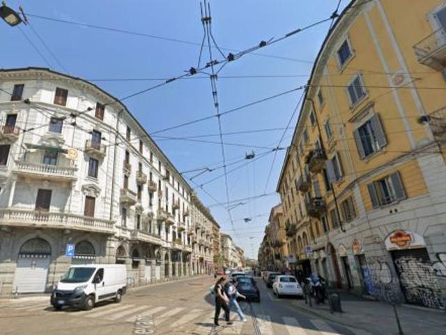 Camera singola libera in via Vigevano P.ta Genova M2