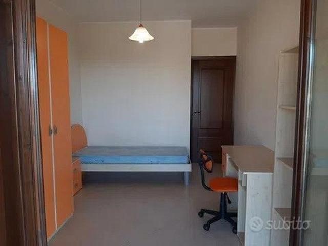 Camera singola per studentessa zona Papardo