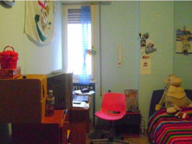 Camera per studentessa
