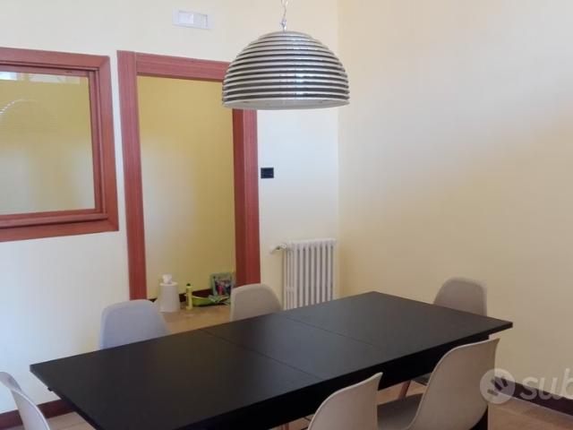 Camere arredate per studenti e lavoratori