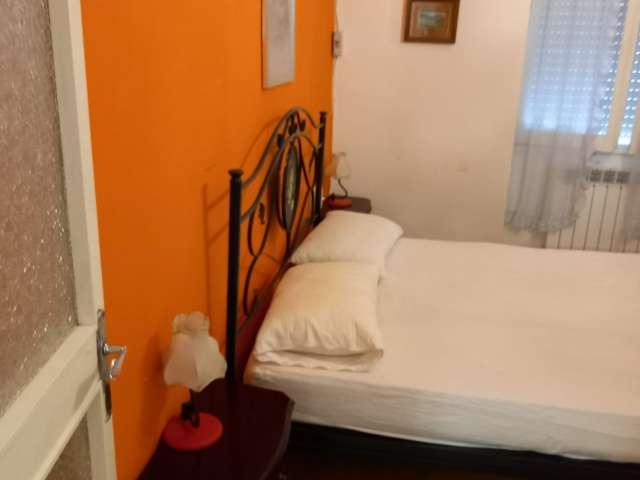 Camere in affitto in appartamento con 2 camere da letto a Passo Oscuro