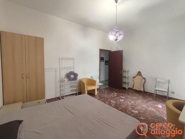Camere singole per donne in zona Mazzini