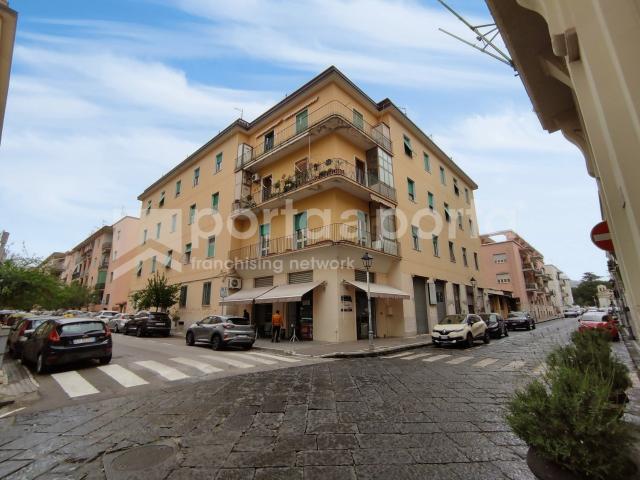 CAMERE PER STUDENTI E LAVORATORI FUORI SEDE, CASERTA