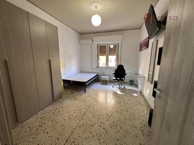 Camere per studenti in zona Università Via Gaetano Amoroso