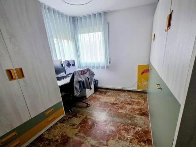 CAMI FONDO ÁTICO DE 4 HABITACIONES