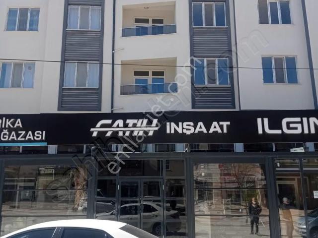 Camiatik Mahallesi, Otogar Yolunda Satılık 3+1