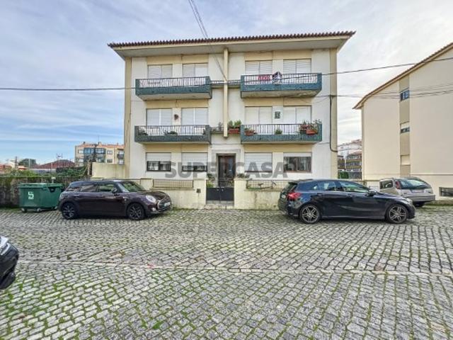 Caminha T2 no centro da Vila