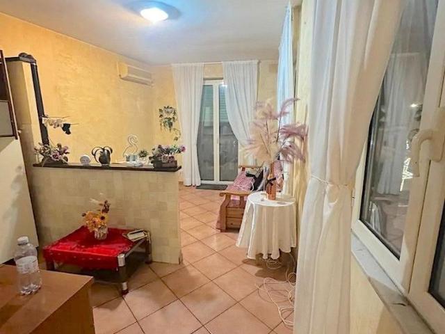 CAMPAGNANO BILOCALE ARREDATO Con BALCONE