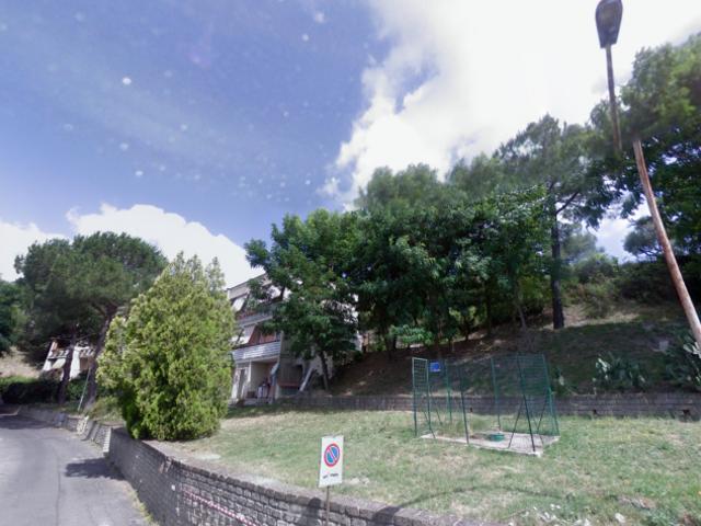 CAMPAGNANO DI ROMA BILOCALE ARREDATO CON PORTICO PRIVATO