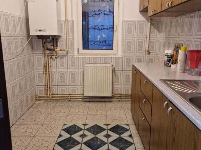 Campina ap. 3 cam pt. Birouri 400 Euro/Luna