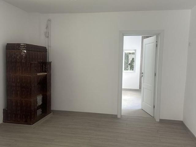 Campina casa renovată 900 Euro/Luna