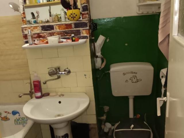 Câmpina ultracentral ap. 2 cam et 1 65000 Euro