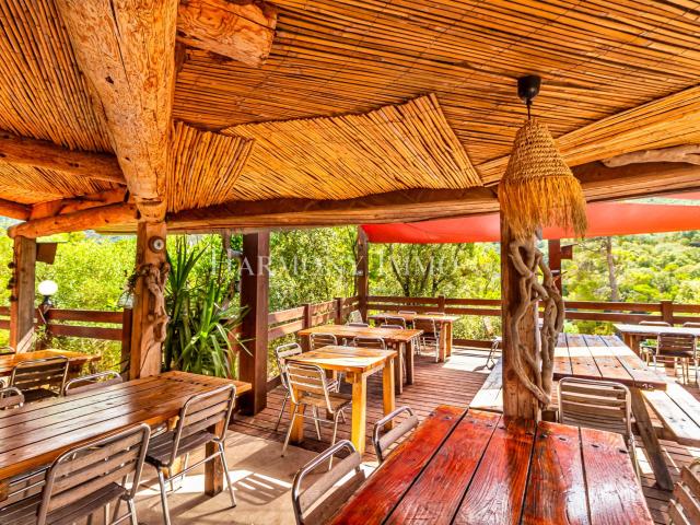 Camping de rêve en Corse à saisir. m² Ajaccio