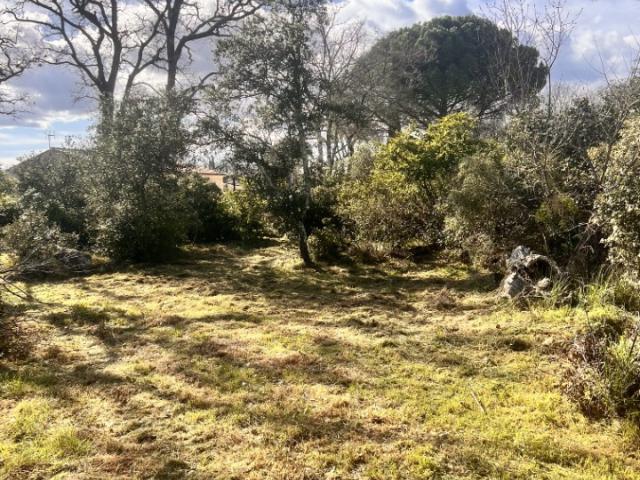 Camps la Source Vente Terrain 83