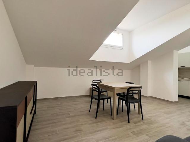 Cantina in affitto di m² in Viale Crotone, 147