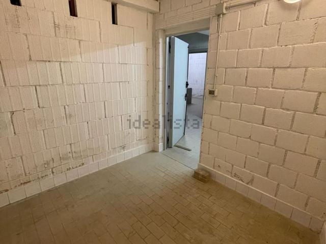 Cantina in vendita di m² in Via Caselle