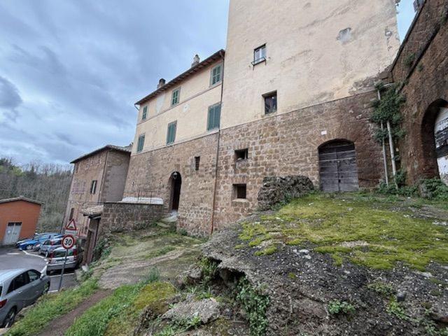 Cantina in vendita di m² in Via Romana