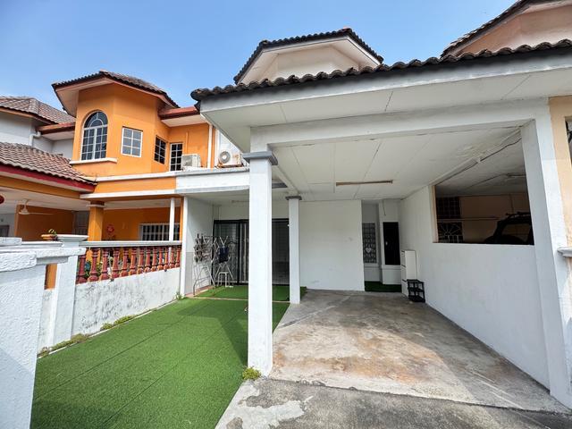 Cantik 22x75 teres 2 tingkat Jalan Pualam Seksyen 7 Shah Alam uitm