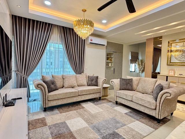 CANTIK ELEGAN RESIDENSI TOWNHOUSE Putra Perdana Puchong Upper Unit