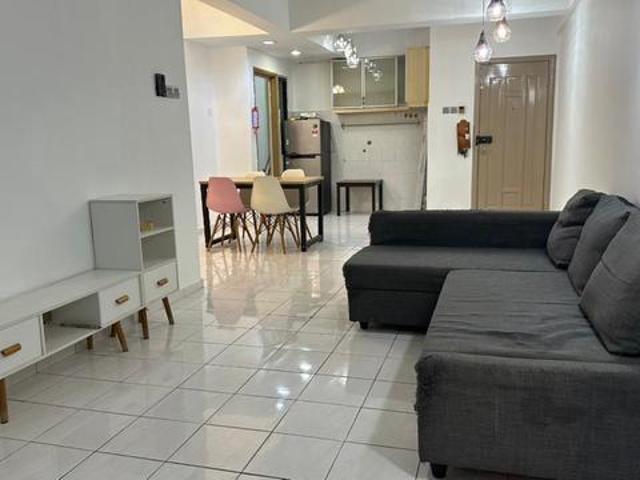CANTIK FULL FURNISHED Vista Millennium Condominium Puchong Perdana
