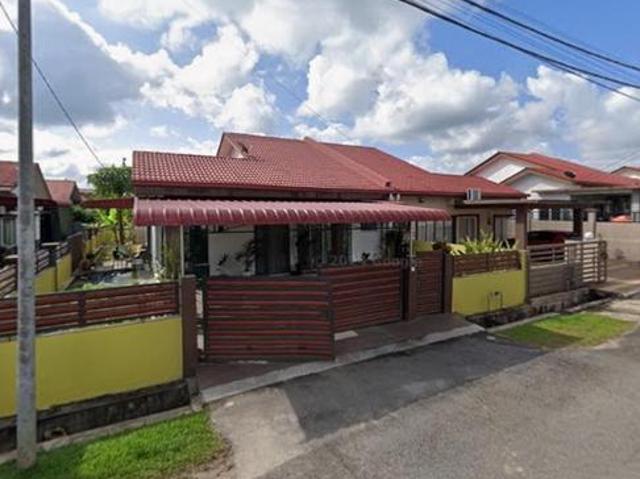 CANTIK MURAH SemiD Stgkt Bandar Satelit Muadzam Shah HOT LOCATION