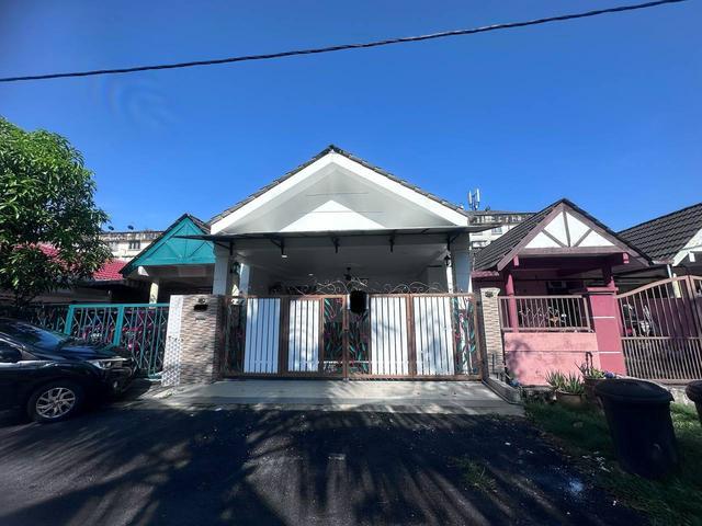 CANTIK SIAP RENO EXTEND Teres Setingkat Taman Pinggiran Batu Caves
