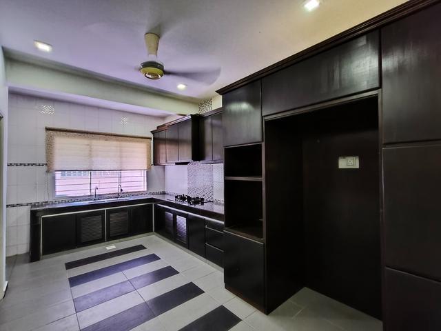 Cantik Reno Terrace House Bandar Nusa Rhu Shah Alam Puncak Perdana