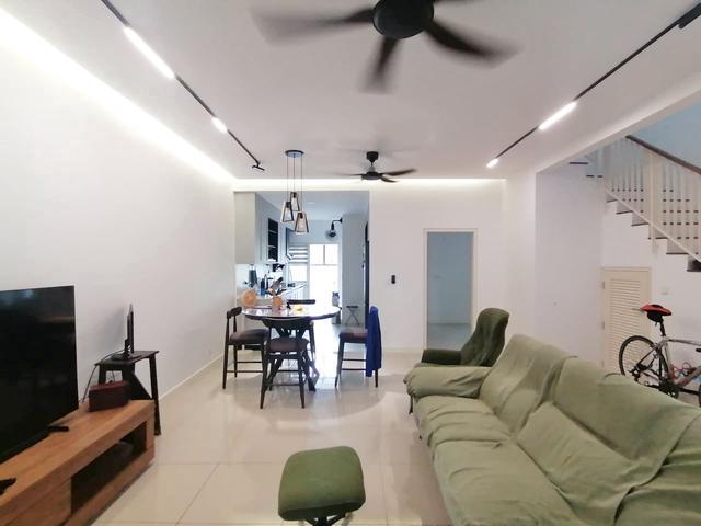 CantikRenovatedDouble sty Garland Kota Emerald Rawang