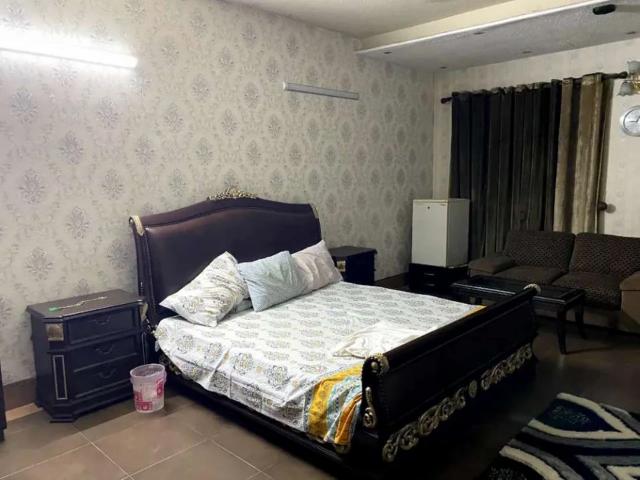 Cantt 1kanal 5 Bed Rooms Fully furnished House Sarwar Road Rent Lahore Cantt ID 62192