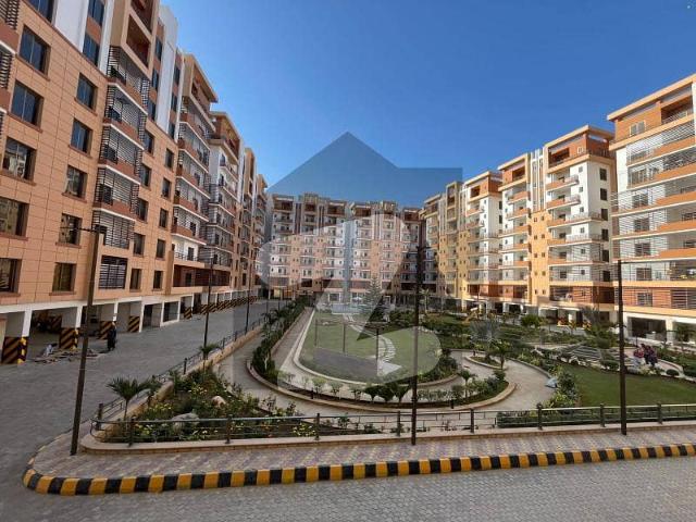 Cantt View Lodges Scheme 33 Main Jinnah Avenue Flat