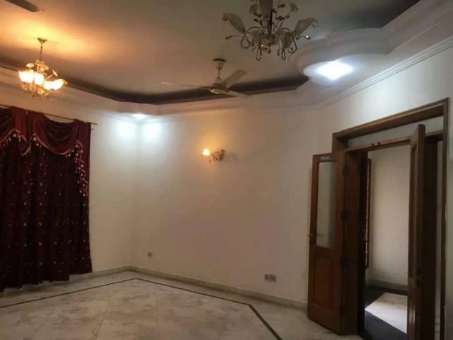 Cantt view 2 bed lounge 2 bath laft parking garnator new flat Karachi Jinnah Avenue ID 53289
