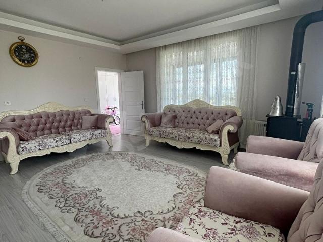 CANTÜRK DEN ABADAN 500M2 2+1 EŞYALAR DAHİL SATILIK