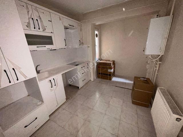 Canyapı'dan Altıeylül Belediyesi Yakını 2+1 Kiralık