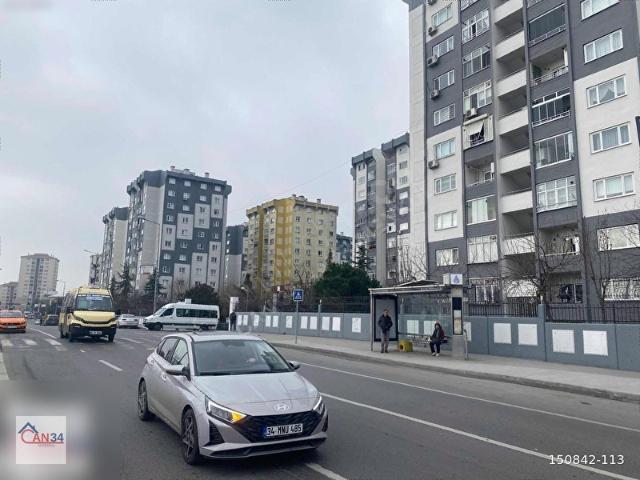 Can 34'den Bezirganbahçe Konutlarında Üst Bölgede Satılık 2+1