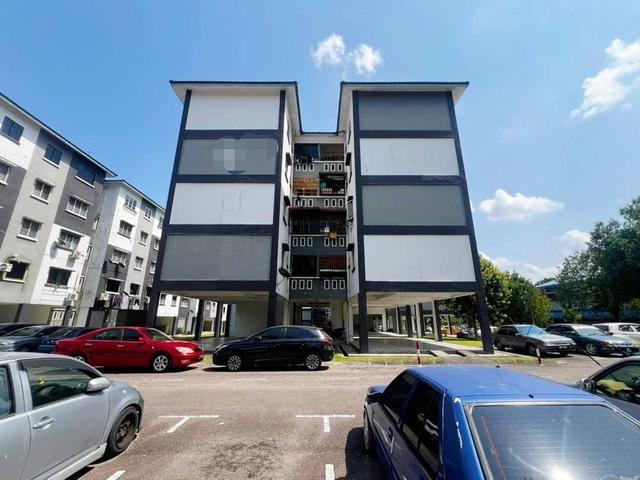 Can Full loan renovated flat pelangi indah for sale