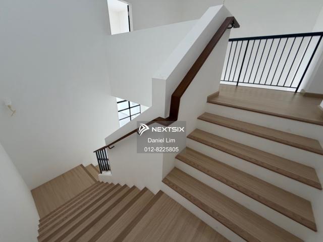 Canaan Square Intermediate Ground Floor FOR SALE