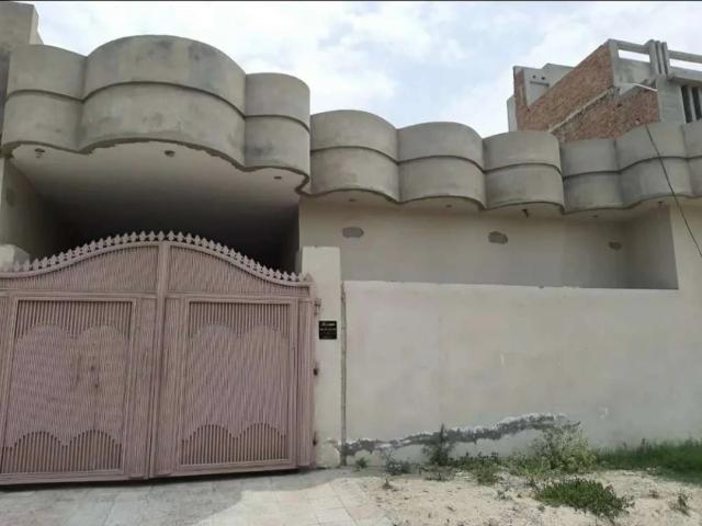 Canal view colony district city layyah near passport office Layyah ID 60504