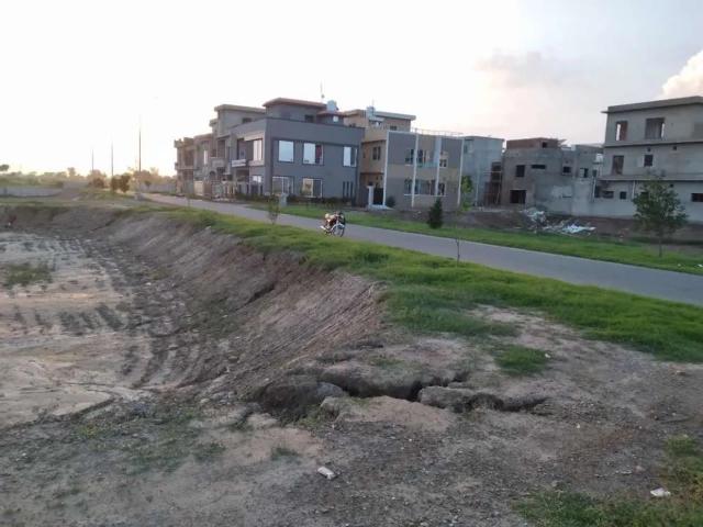 Canal garden aa block. 25×45 dmant. 5400 Lahore Canal Garden ID 23607