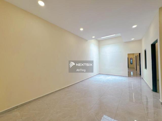 Canary Garden Bandar Bestari Corner Lot 53x58
