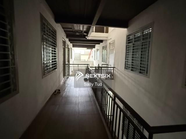 Canary garden bandar bestari klang selangor 2 storey house semi d for sale