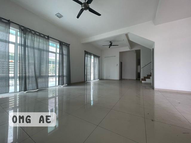 Canary Garden Klang Double Storey Semi D House For Sale