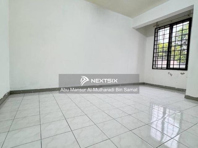 Canary Garden Klang End Lot Semi D 40x80 Private Clubhouse l Swimming Pool l Gym