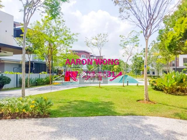 Canary Garden 3 Storey Semi D Endlot 5013sqft 7plus1r 8b for Sale
